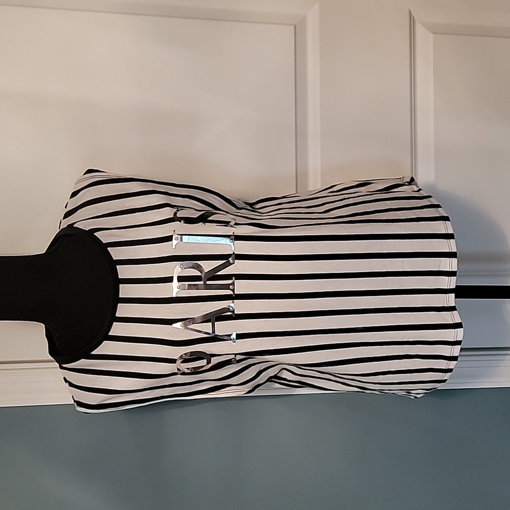 Women's Casual Black & White Logo Top